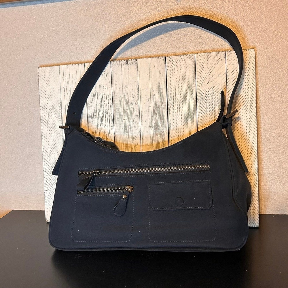 Nine West Black bag with tons of‎ storage, built in credit card slots